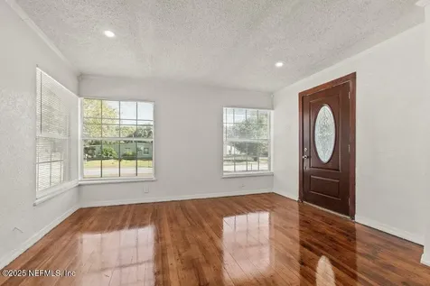 5728 Iris Boulevard Jacksonville FL 32209