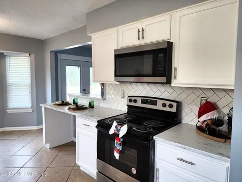 6971 Huntington Woods Circle W Jacksonville FL 32244