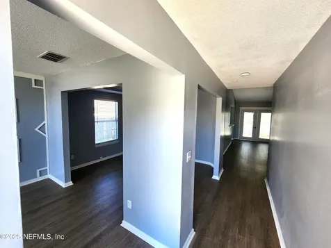 6971 Huntington Woods Circle W Jacksonville FL 32244