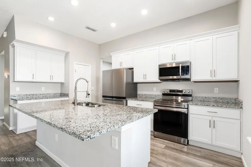 7502 Ortega Bluff Parkway Jacksonville FL 32244
