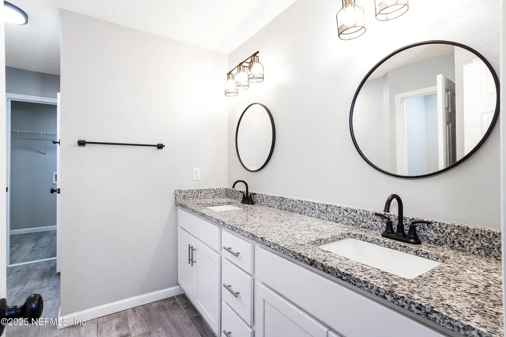 7502 Ortega Bluff Parkway Jacksonville FL 32244