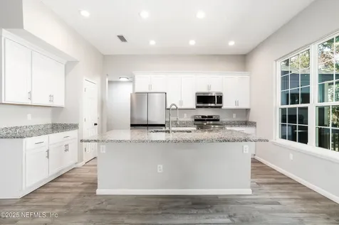 7502 Ortega Bluff Parkway Jacksonville FL 32244