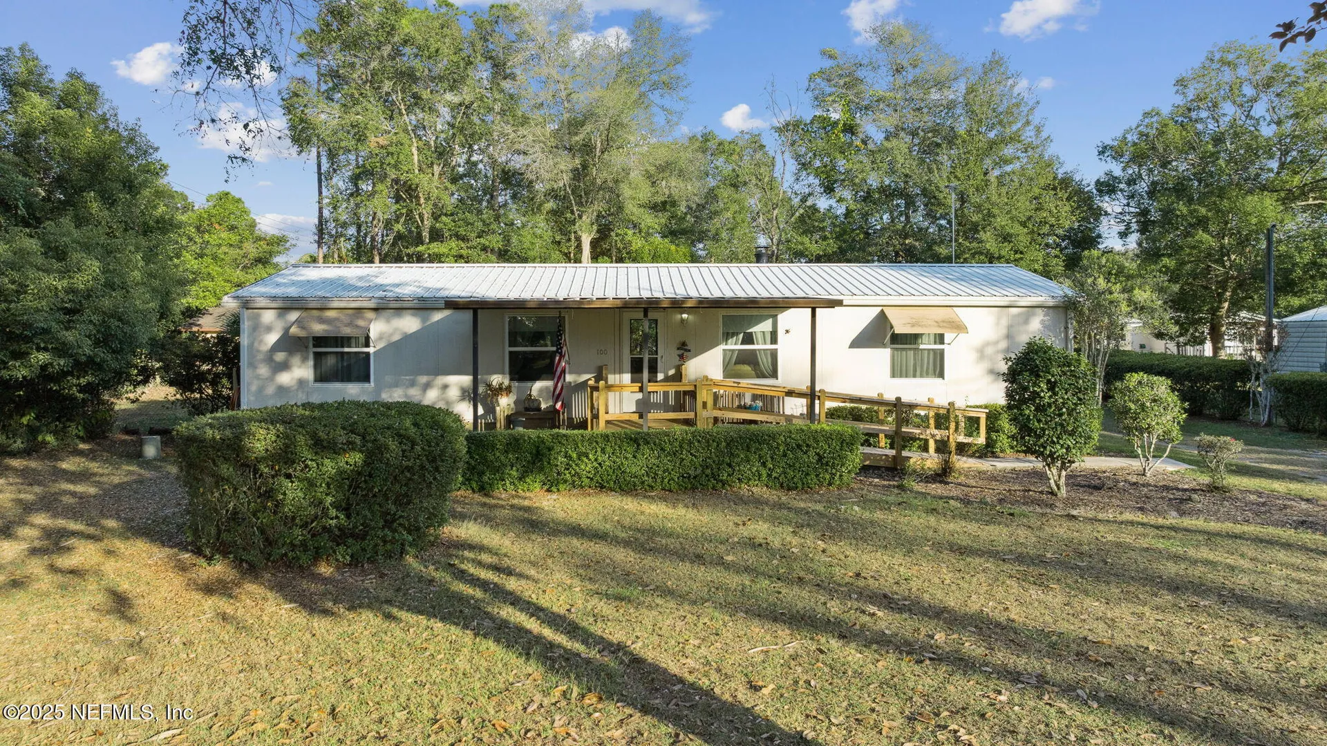 100 Waterway Avenue Satsuma FL 32189