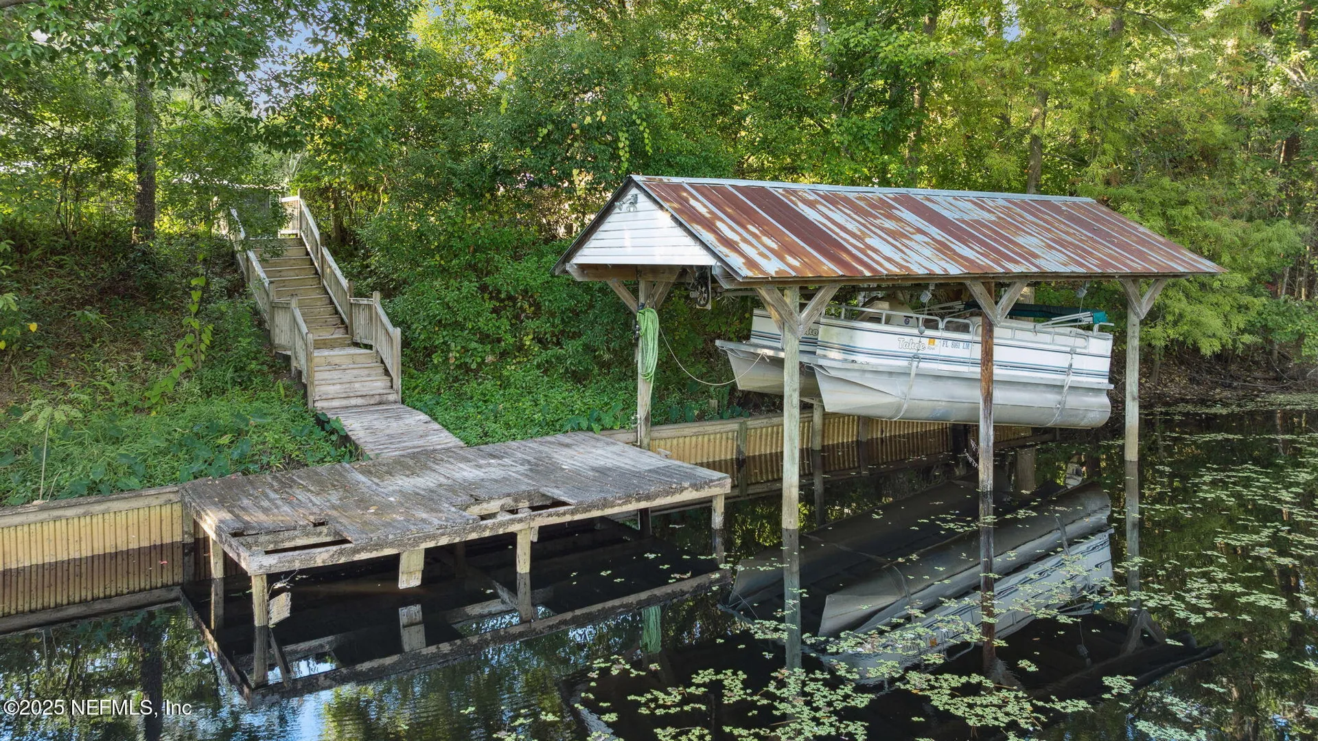 100 Waterway Avenue Satsuma FL 32189