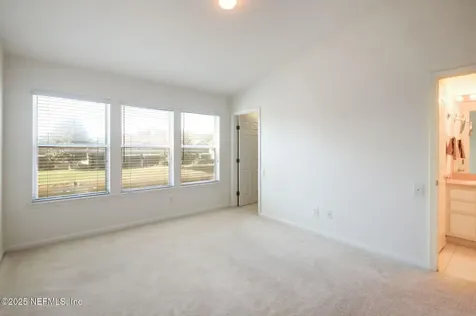 7554 Red Crane Lane Jacksonville FL 32256