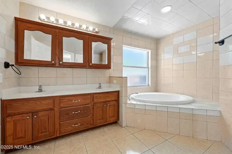 130 Falcon Drive Green Cove Springs FL 32043