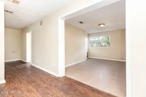 6650 Pinnochio Drive Jacksonville FL 32210