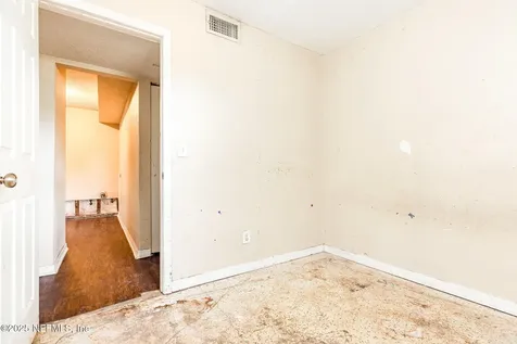 6650 Pinnochio Drive Jacksonville FL 32210