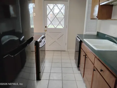 1130 Crown Drive Jacksonville FL 32221