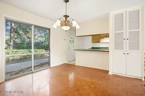 1130 Crown Drive Jacksonville FL 32221