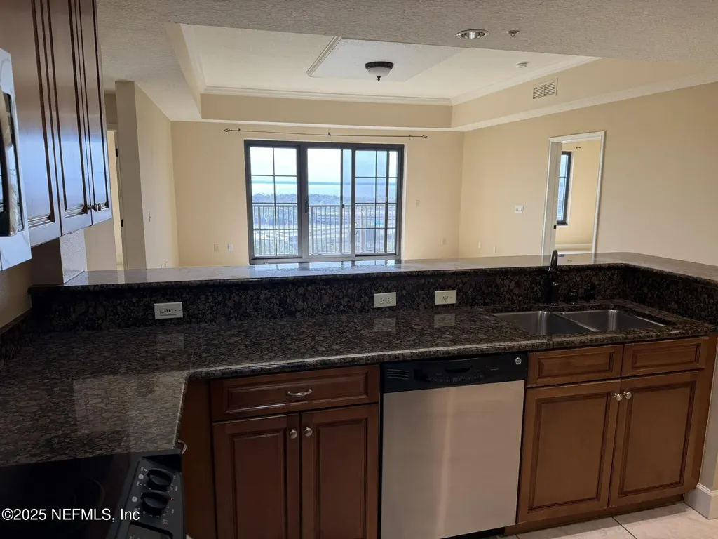 1478 Riverplace Boulevard Jacksonville FL 32207