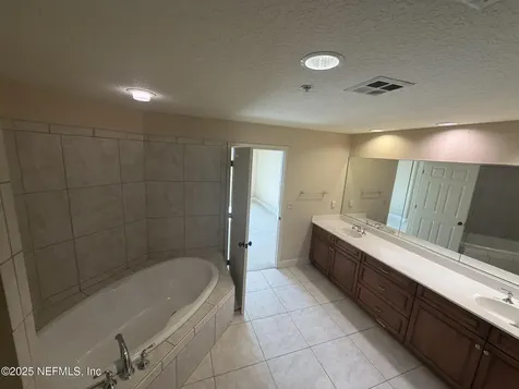 1478 Riverplace Boulevard Jacksonville FL 32207