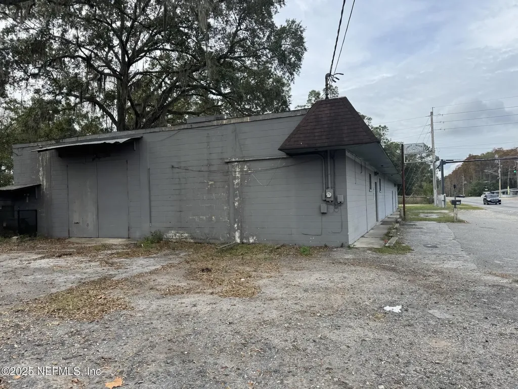 9100 W Beaver Street Jacksonville FL 32220