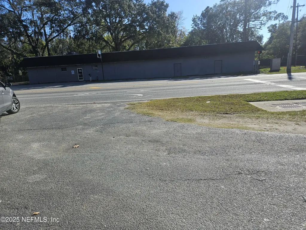 9100 W Beaver Street Jacksonville FL 32220