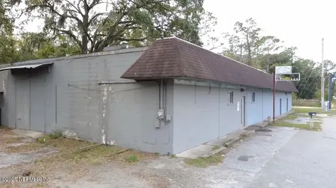 9100 W Beaver Street Jacksonville FL 32220