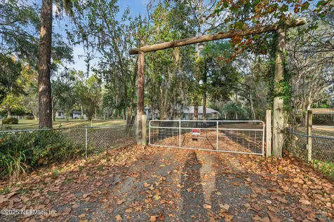 1285 Hatcher Road Middleburg FL 32068