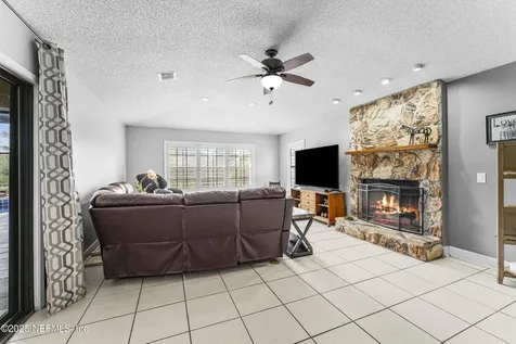806 Falkirk Court Orange Park FL 32073
