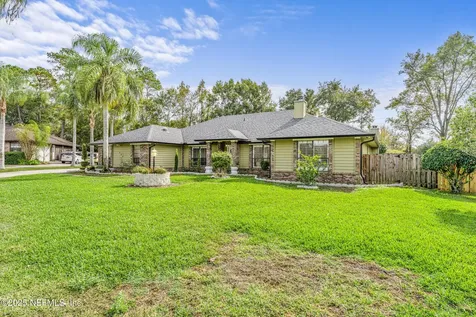 806 Falkirk Court Orange Park FL 32073