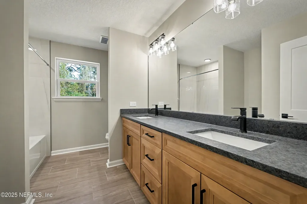 1324 River Court Green Cove Springs FL 32043