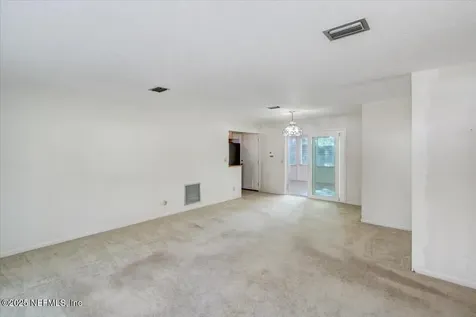 5120 Robert Scott Drive N Jacksonville FL 32207