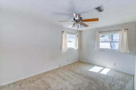 5120 Robert Scott Drive N Jacksonville FL 32207