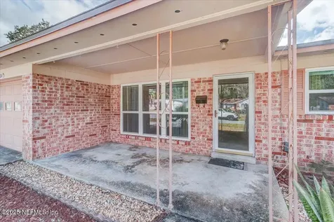 5120 Robert Scott Drive N Jacksonville FL 32207