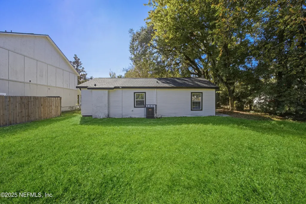2107 Ashland Street Jacksonville FL 32207