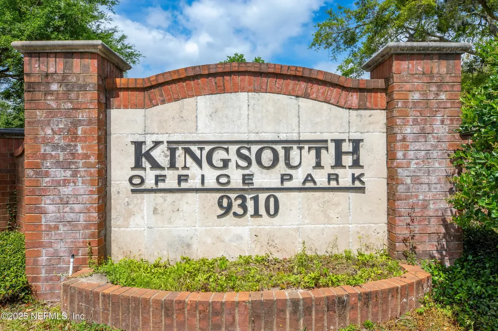 9310 S Old Kings Road Jacksonville FL 32257