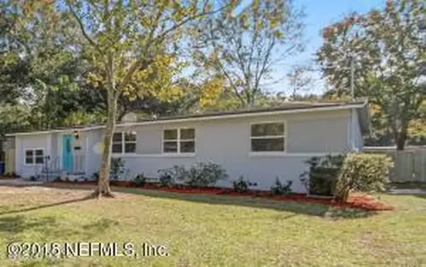 6530 Pine Summit Drive Jacksonville FL 32211