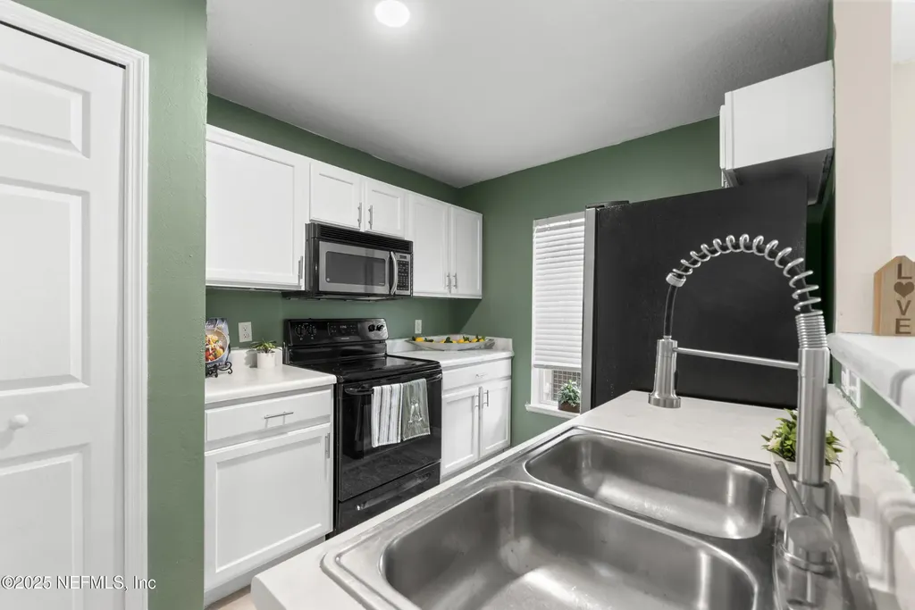 7096 St Ives Court Jacksonville FL 32244