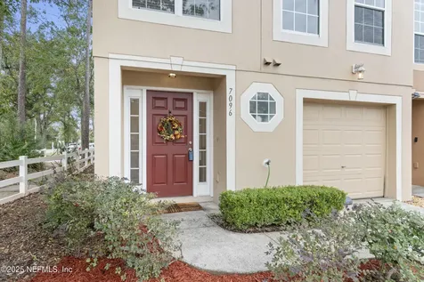 7096 St Ives Court Jacksonville FL 32244