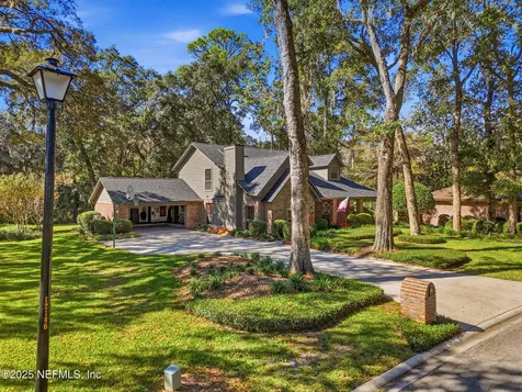 12180 Dividing Oaks Trail W Jacksonville FL 32223