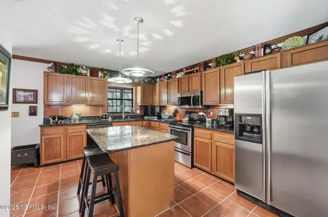 12180 Dividing Oaks Trail W Jacksonville FL 32223