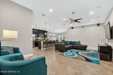 2019 Patriot Ridge Road Jacksonville FL 32221