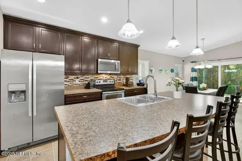 2019 Patriot Ridge Road Jacksonville FL 32221