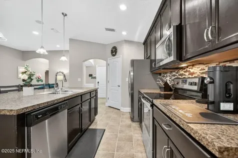 2019 Patriot Ridge Road Jacksonville FL 32221