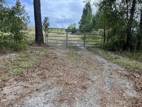 8484 NW 229 A Street Starke FL 32091