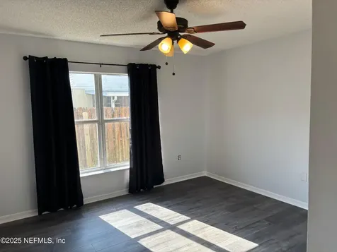 7086 Shady Pine Court Jacksonville FL 32244