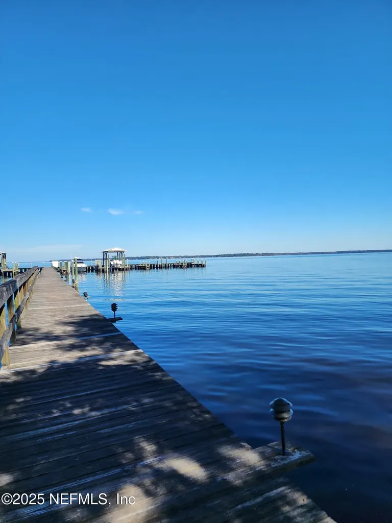 113 Yacht Club Pointe Green Cove Springs FL 32043