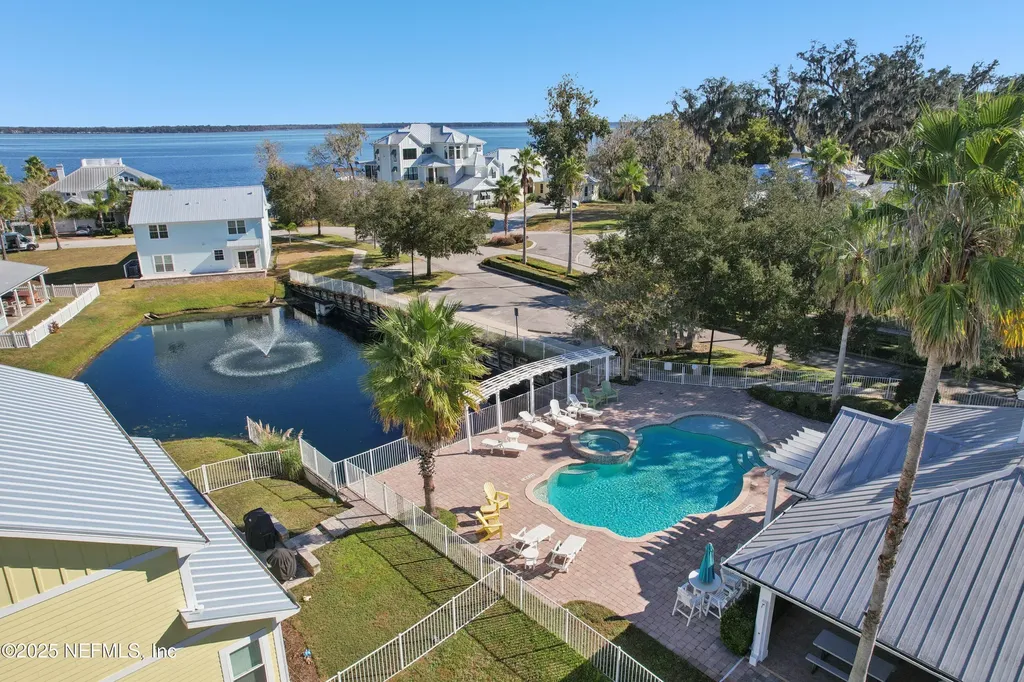113 Yacht Club Pointe Green Cove Springs FL 32043