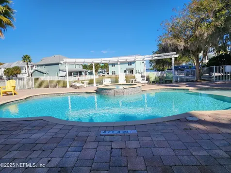 113 Yacht Club Pointe Green Cove Springs FL 32043