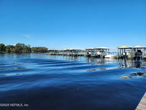 113 Yacht Club Pointe Green Cove Springs FL 32043