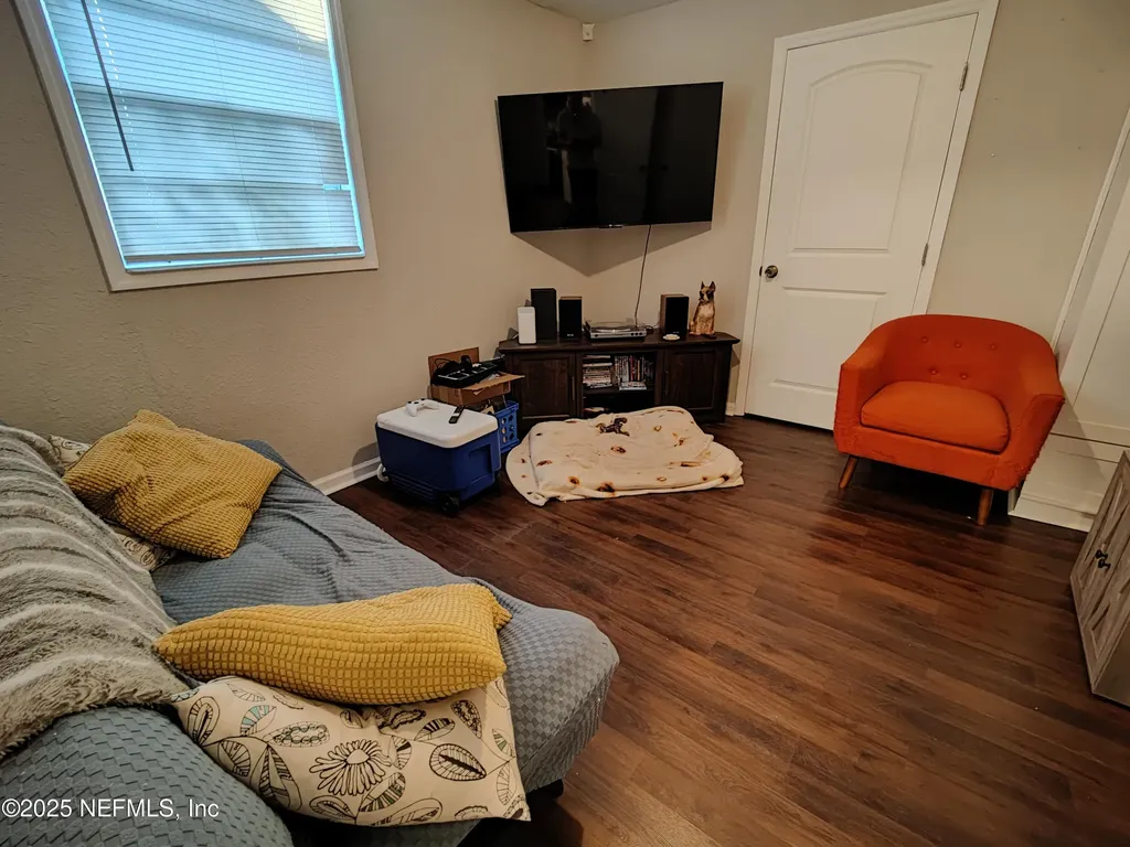 8015 Galveston Avenue Jacksonville FL 32211