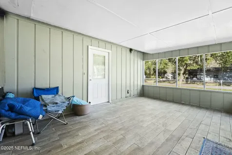 7988 Waxwing Avenue Jacksonville FL 32219