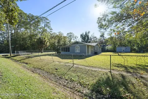7988 Waxwing Avenue Jacksonville FL 32219
