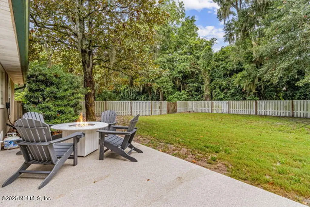 639 Gaines Lane Fernandina Beach FL 32034