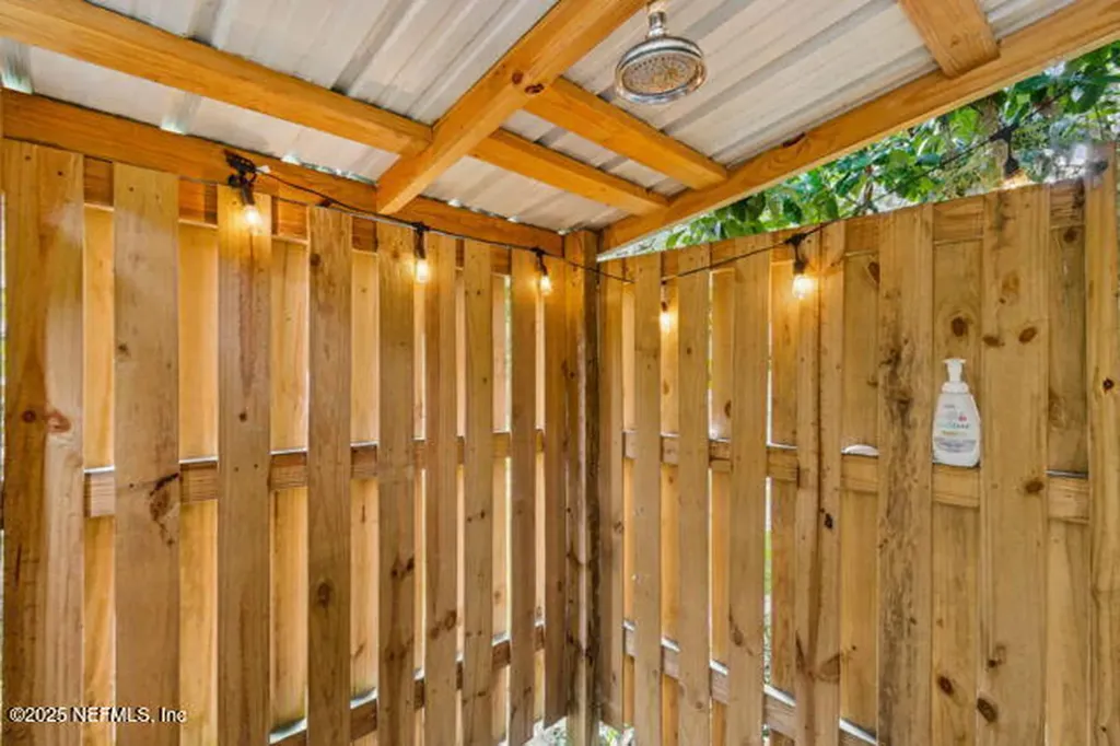 639 Gaines Lane Fernandina Beach FL 32034