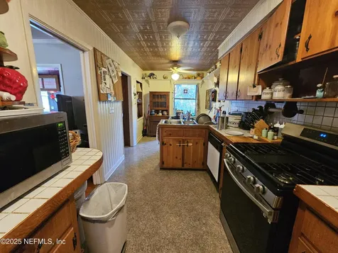3692 Ponce De Leon Avenue Jacksonville FL 32217
