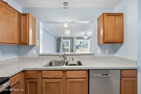 11 Northside Drive S Jacksonville FL 32218