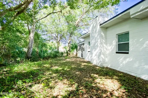 6910 Cartier Circle Jacksonville FL 32208